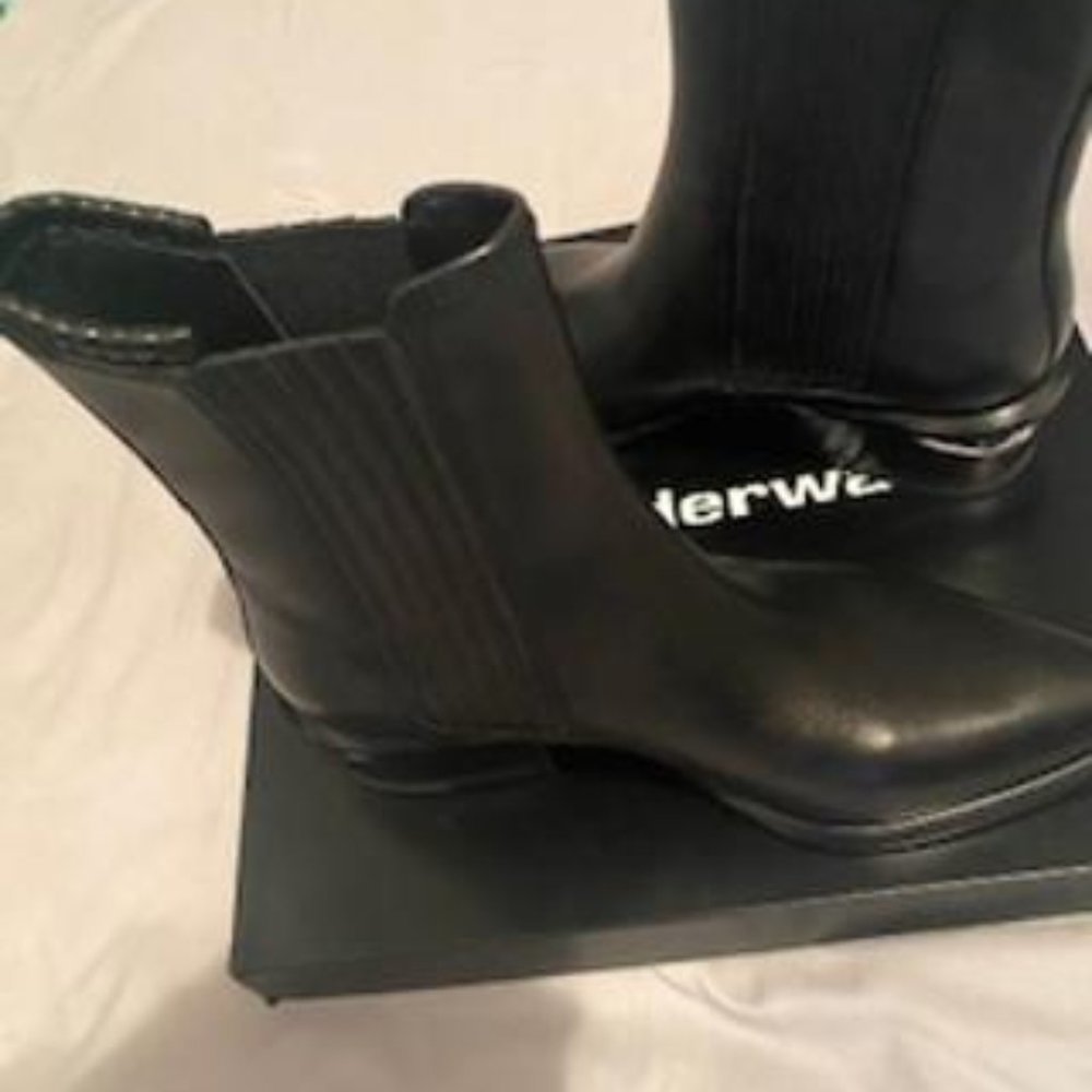 Alexander Wang Black Leather Anouck Calf Boots sz: 38.5 (New)